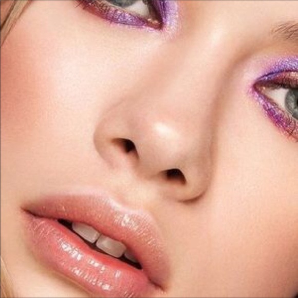 Stila Beauty Boss Plumping Lip Gloss WHITESPACE - Picture 6 of 13